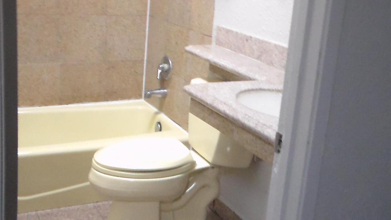 Laurel Inn أوكلاند، كاليفورنيا المظهر الخارجي الصورة